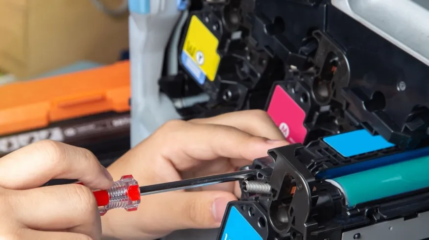 Czy warto zaufać sklepom z tonerami oferującym własną markę produktów?