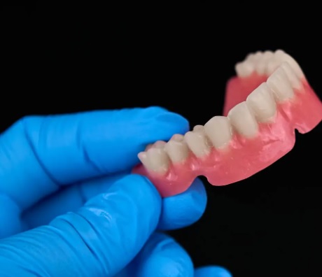 Jakie są najlepsze środki do czyszczenia protez zębowych?